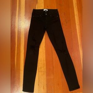 Paige Verdugo Ultra Skinny. Size 25. Black!